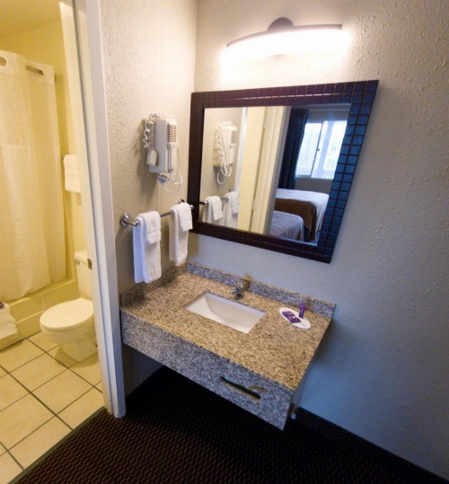 Queen City Inn image 13